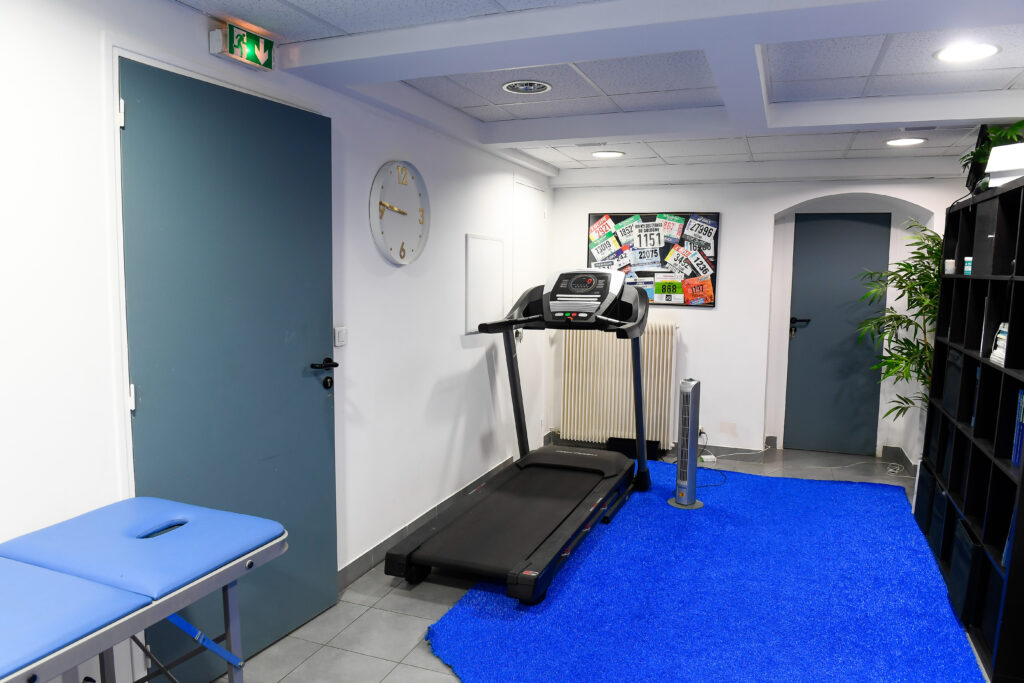 Salle d'analyse de la marche et de la course